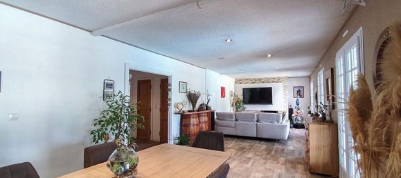 Villa de 5 dormitorios en Gard, France No. 346583 14