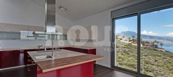 5 bedrooms Villa in El Sauzal, Spain No. 13840 15