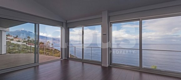 5 bedrooms Villa in El Sauzal, Spain No. 13840 21