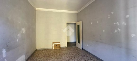 Квартира с 3 комнатами в Кротоне, Италия № 38488 7