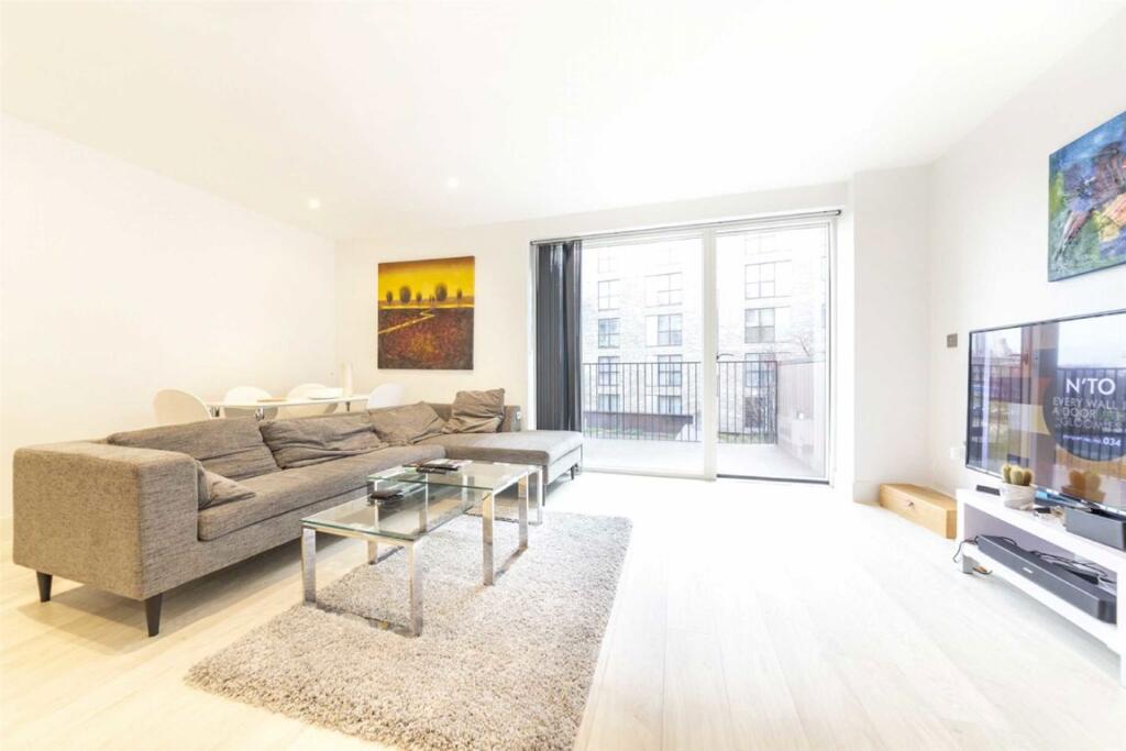 1 bedroom Apartment in Acton, United Kingdom No. 10044