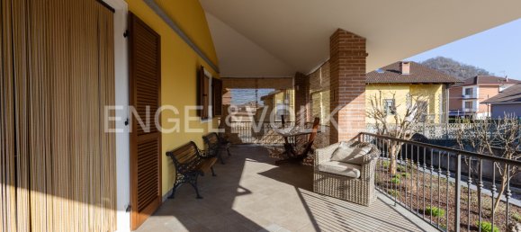 5 bedrooms Villa in Cavour, Italy No. 105783 12