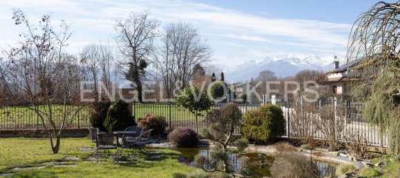 5 bedrooms Villa in Cavour, Italy No. 105783 2