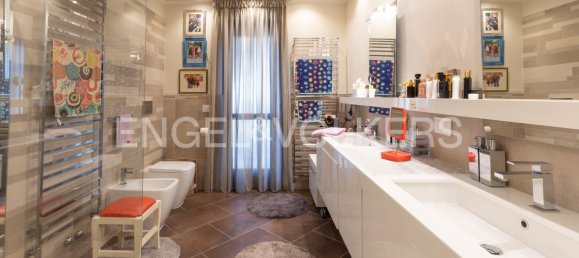 5 bedrooms Villa in Cavour, Italy No. 105783 7