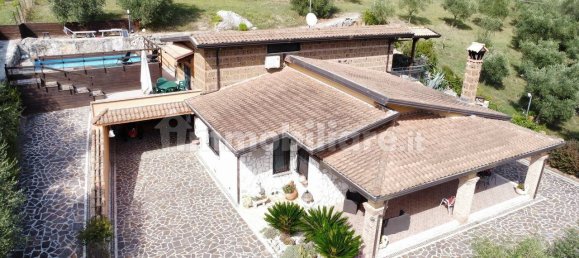 3 bedrooms Villa in Roccabascerana, Italy No. 345709 4