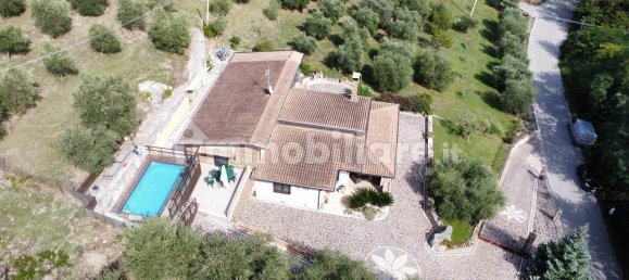 3 bedrooms Villa in Roccabascerana, Italy No. 345709 5