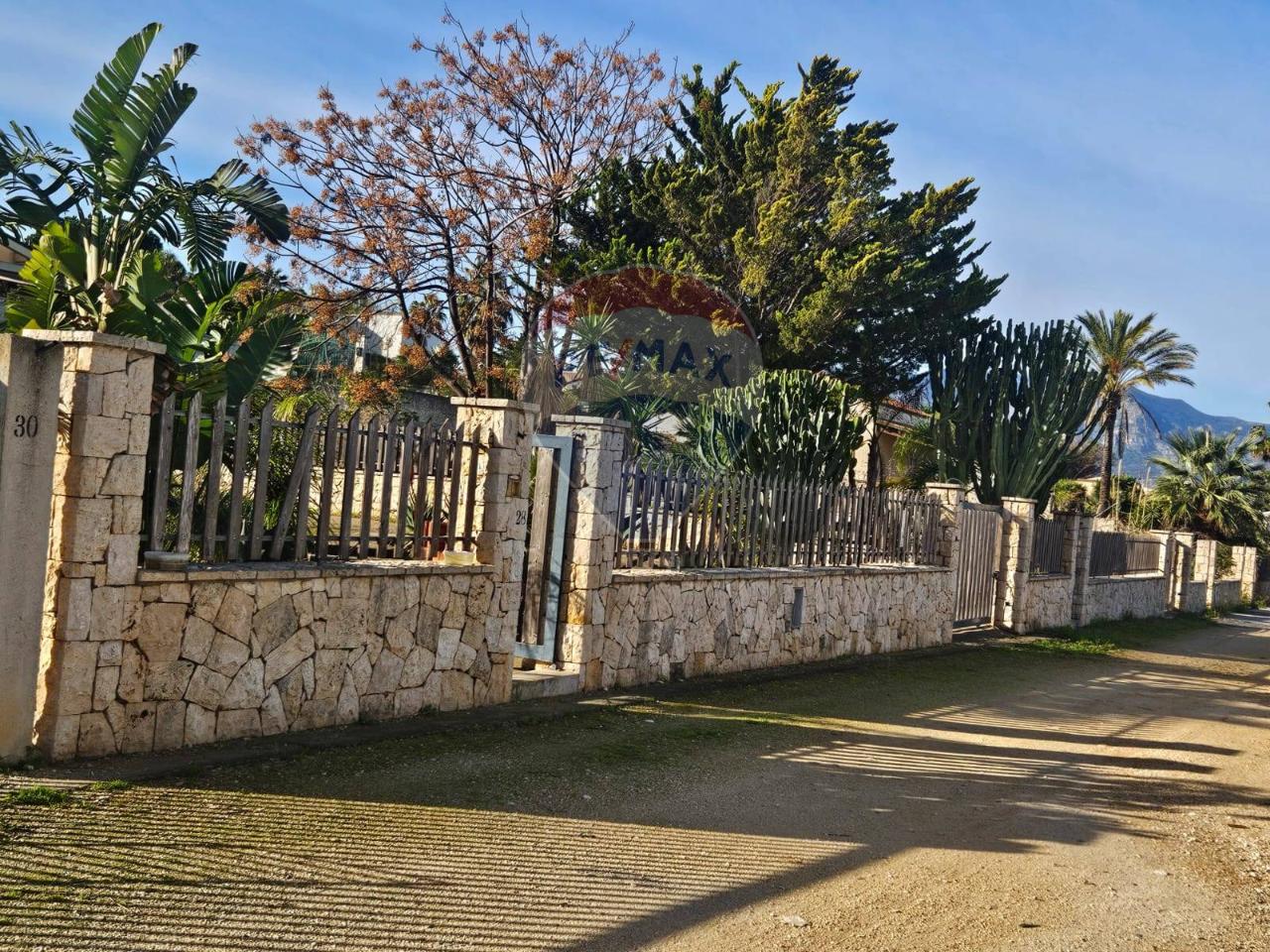 1-Zimmer Grundstück in Alcamo, Italy, Nr. 69857