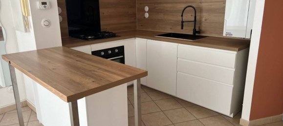 1 bedroom Apartment in Martigues, France No. 331556 4