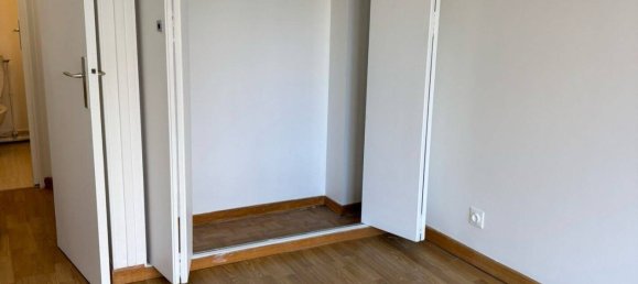 Квартира с 2 спальнями в Монтрёй, Франция № 333684 3