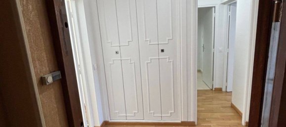 Квартира с 2 спальнями в Монтрёй, Франция № 333684 18