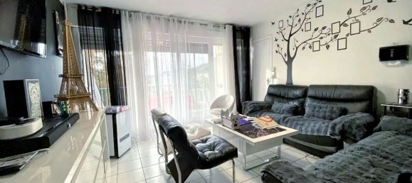 Apartamento de 3 dormitorios en Angers, France No. 97702 21