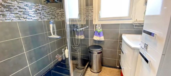 Apartamento de 3 dormitorios en Angers, France No. 97702 32