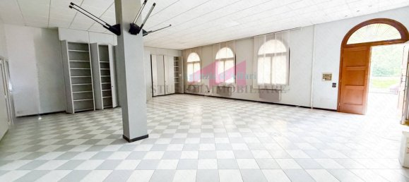 Apartamento de 5 habitaciónes en Ostiglia, Italy No. 363320 3