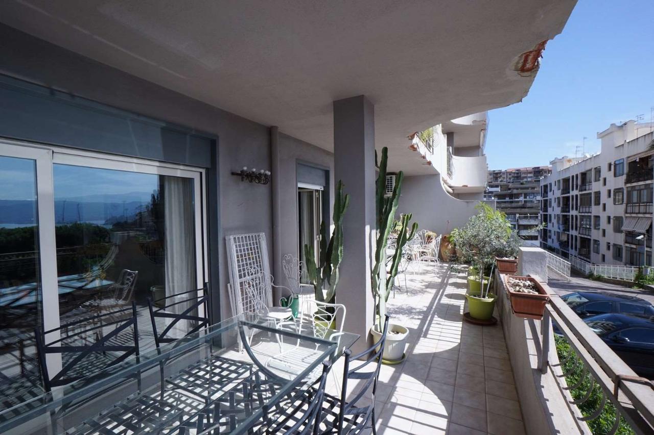 Apartamento de 5 divisões em Messina, Italy N.º 142104