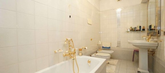 Apartamento de 5 divisões em Messina, Italy N.º 142104 17