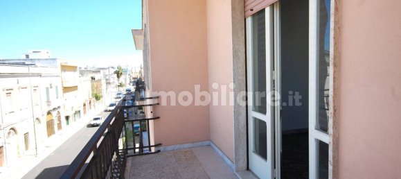 Apartamento de 2 dormitorios en Novoli, Italy No. 374465 2