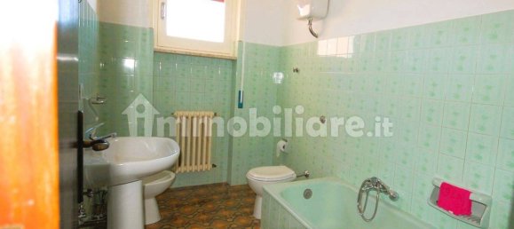 Apartamento de 2 dormitorios en Novoli, Italy No. 374465 8