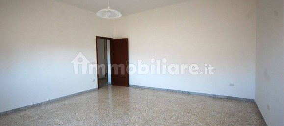 Apartamento de 2 dormitorios en Novoli, Italy No. 374465 4