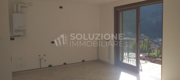 Apartamento de 3 dormitorios en Ardesio, Italy No. 373188 2