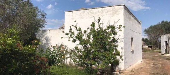 Дом с 3 комнатами в Челье Мессапика, Италия № 164631 7