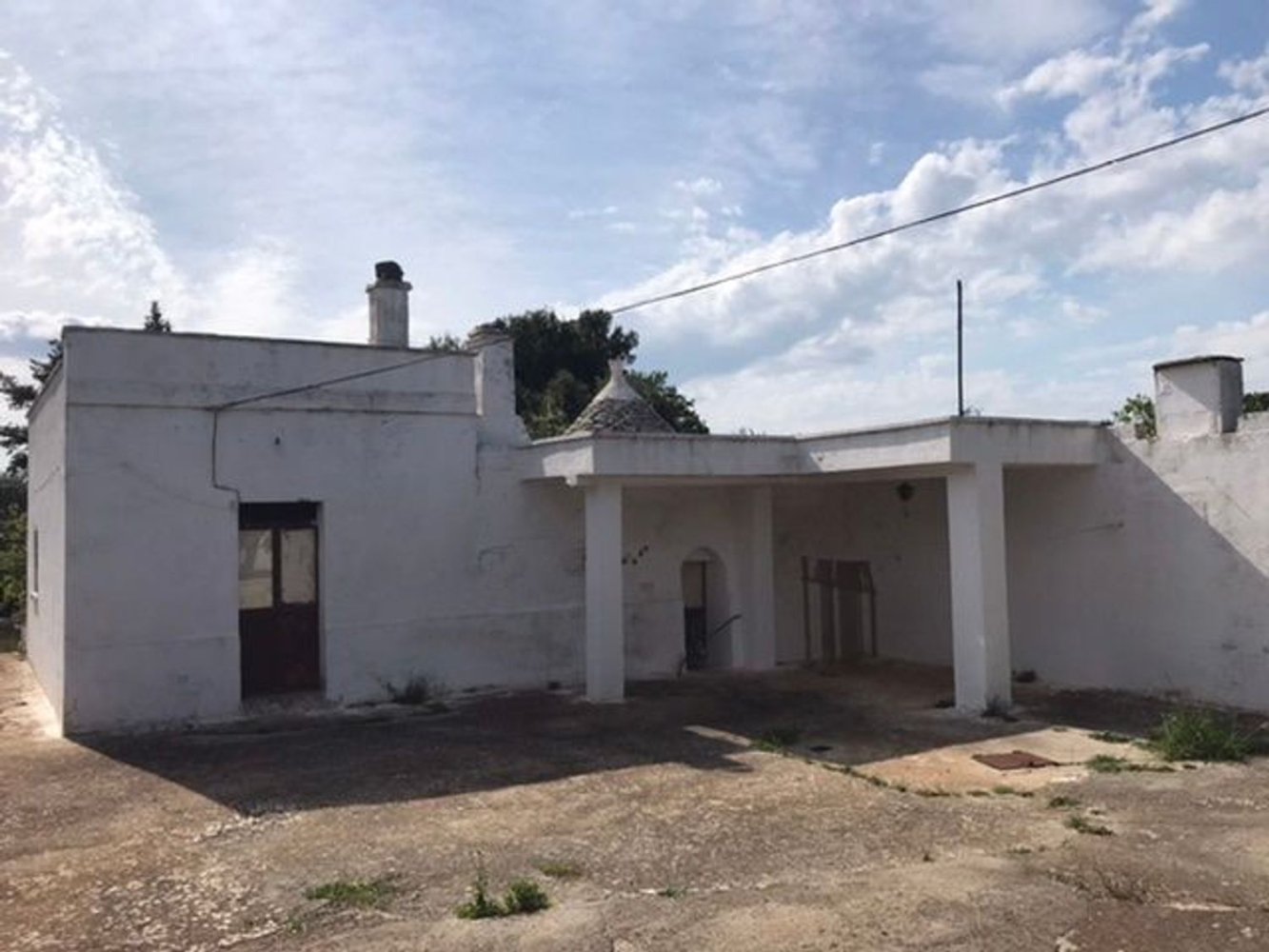 Дом с 3 комнатами в Челье Мессапика, Италия № 164631