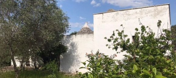 Дом с 3 комнатами в Челье Мессапика, Италия № 164631 8