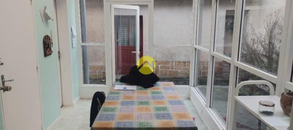 2 Schlafzimmer Haus in Vatan, France, Nr. 79666 9