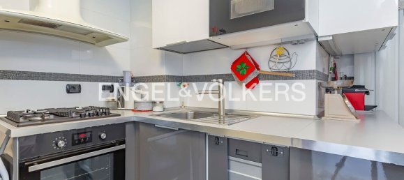 3 rooms Apartment in Rome, Italy No. 105543 10