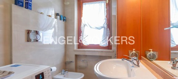 3 rooms Apartment in Rome, Italy No. 105543 19