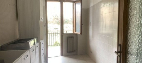 3 غرف نوم شقة في Tivoli, Italy رقم 154626 13