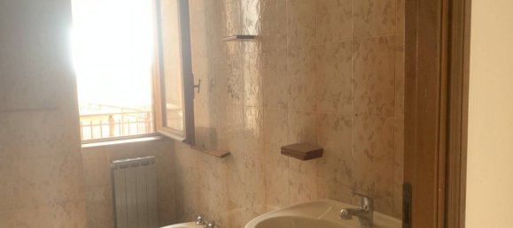 3 غرف نوم شقة في Tivoli, Italy رقم 154626 21