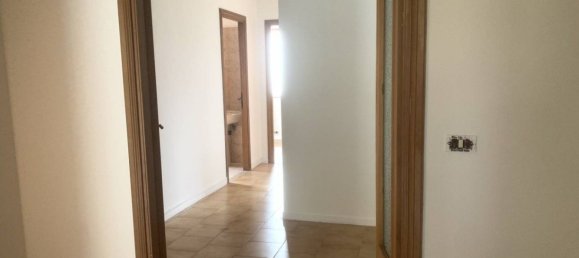 3 غرف نوم شقة في Tivoli, Italy رقم 154626 16