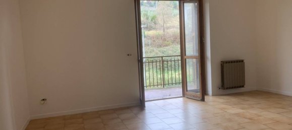 3 غرف نوم شقة في Tivoli, Italy رقم 154626 14