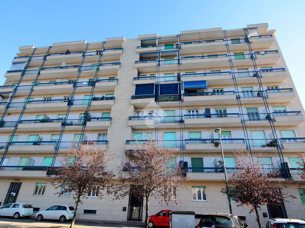 1 bedroom Apartment in Beinasco, Italy No. 208433