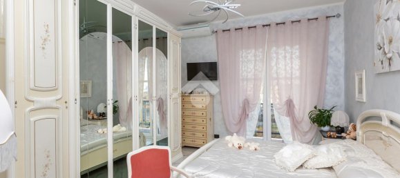 1 bedroom Apartment in Beinasco, Italy No. 208433 4