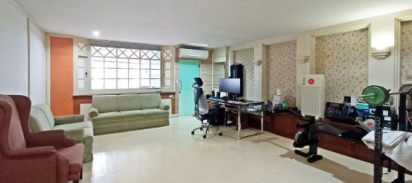 4 bedrooms Condo in Bangkok, Thailand No. 11284 7
