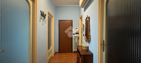 6 rooms Villa in Vercelli, Italy No. 127959 23
