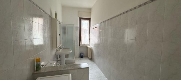 6 rooms Villa in Vercelli, Italy No. 127959 37