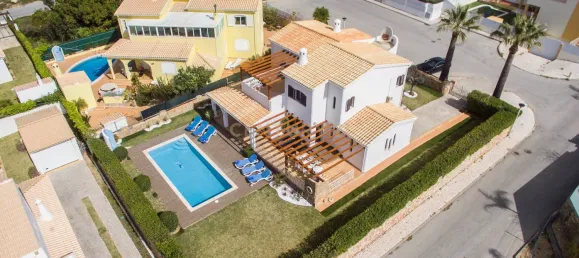 4 غرف نوم فيلا في Guia, Portugal رقم 107512 2