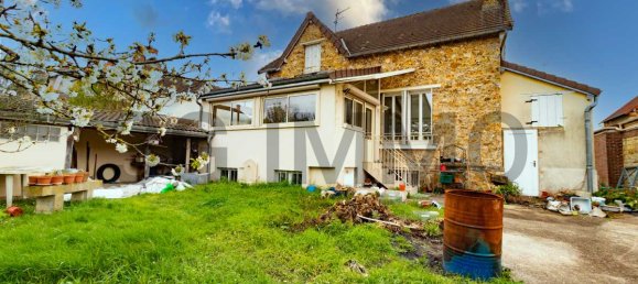 5 bedrooms House in Champagne-sur-Oise, France No. 190589 3