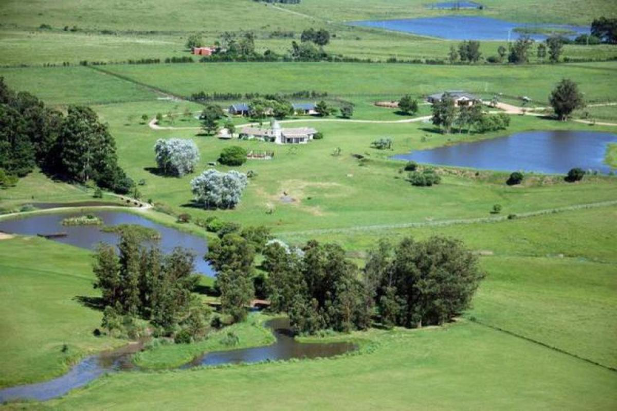  Land in Maldonado, Uruguay No. 14342