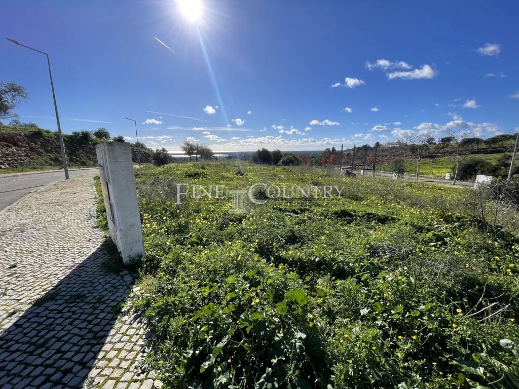 375m² Land in Tavira, Portugal No. 315913