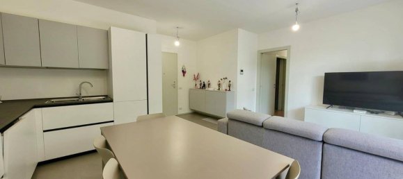 3 bedrooms Apartment in Seriate, Italy No. 360479 6