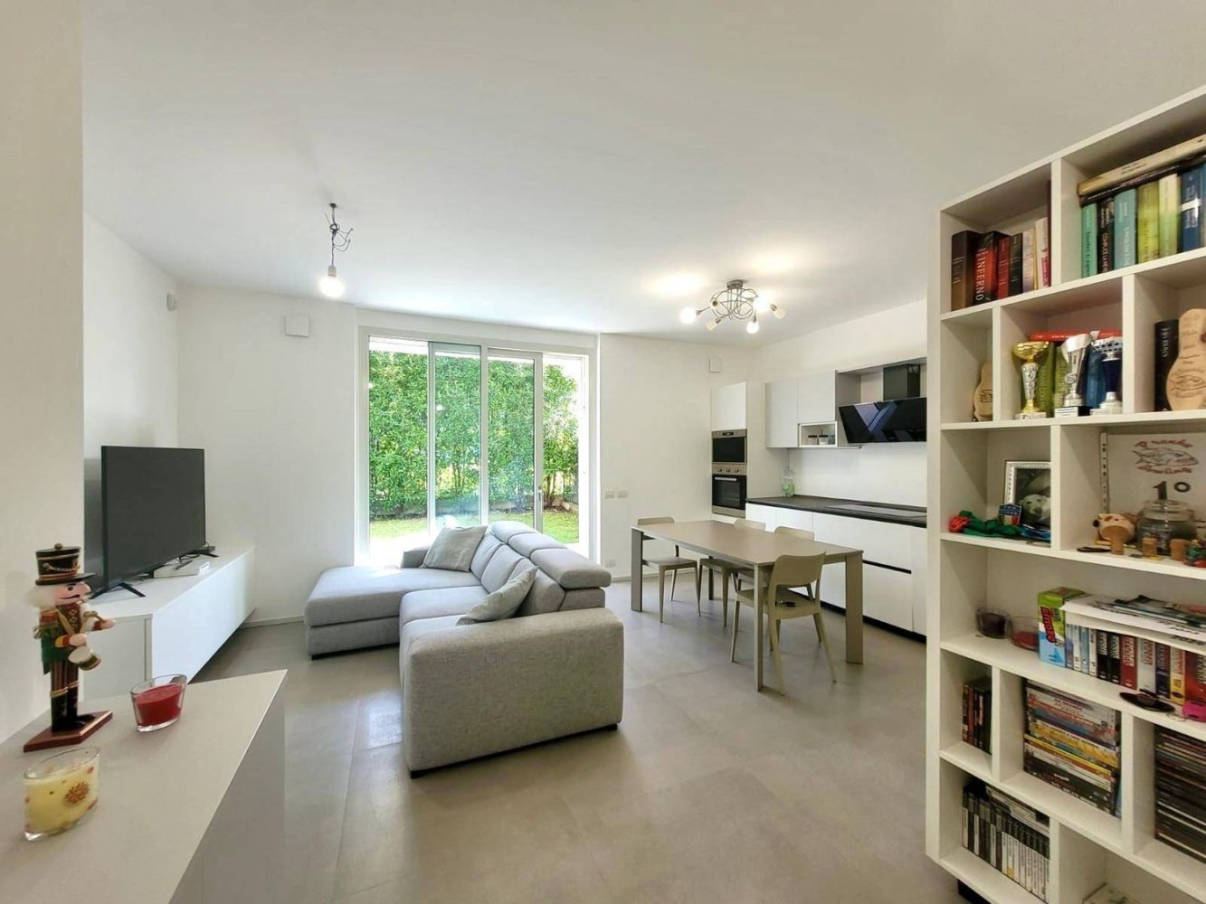 3 bedrooms Apartment in Seriate, Italy No. 360479