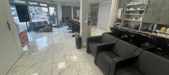 Gewerbliche Immobilie in Persan, France 86m², Nr. 162125 2