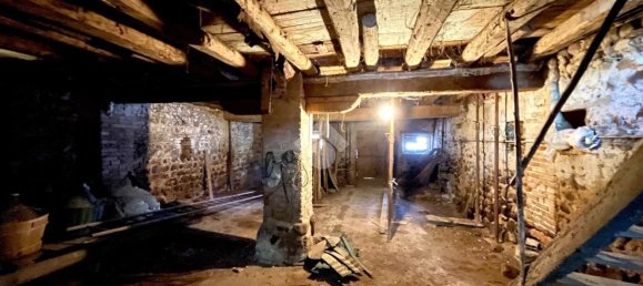 9 rooms House in Caprino Veronese, Italy No. 232717 3