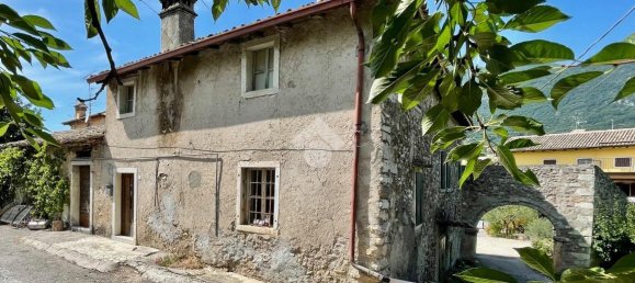 9 rooms House in Caprino Veronese, Italy No. 232717 15