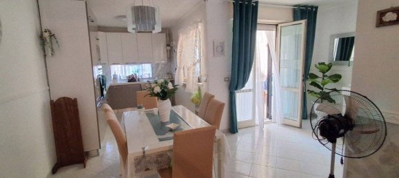 2 bedrooms Apartment in Torre Annunziata, Italy No. 357708 10