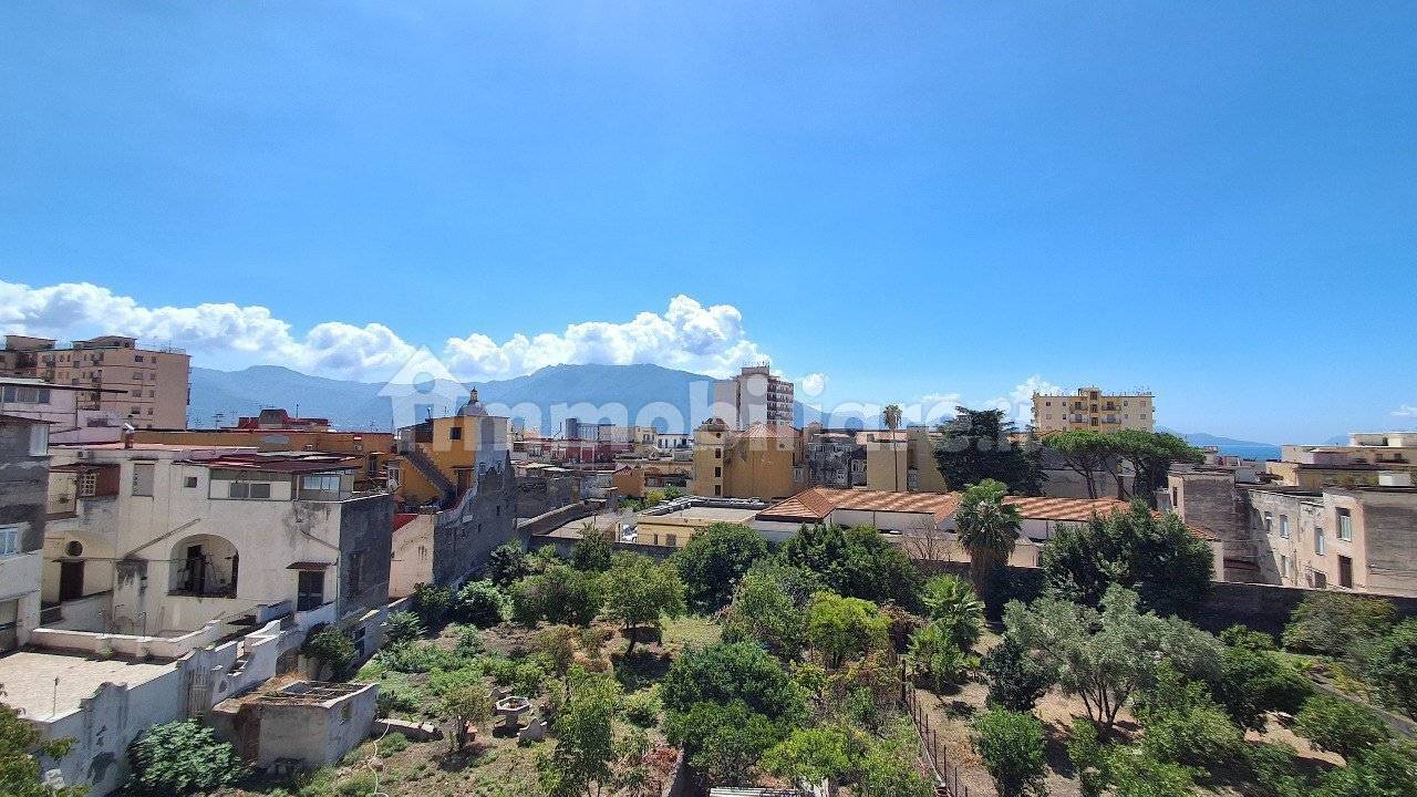 2 bedrooms Apartment in Torre Annunziata, Italy No. 357708
