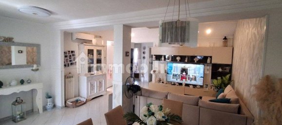 2 bedrooms Apartment in Torre Annunziata, Italy No. 357708 5